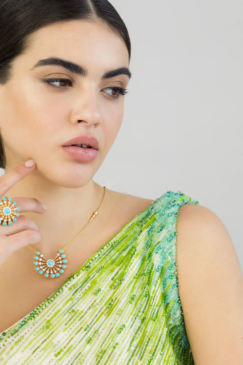 BUBBLES RAGGI YELLOW GOLD AND TURQUOISE PENDANT - Image 4