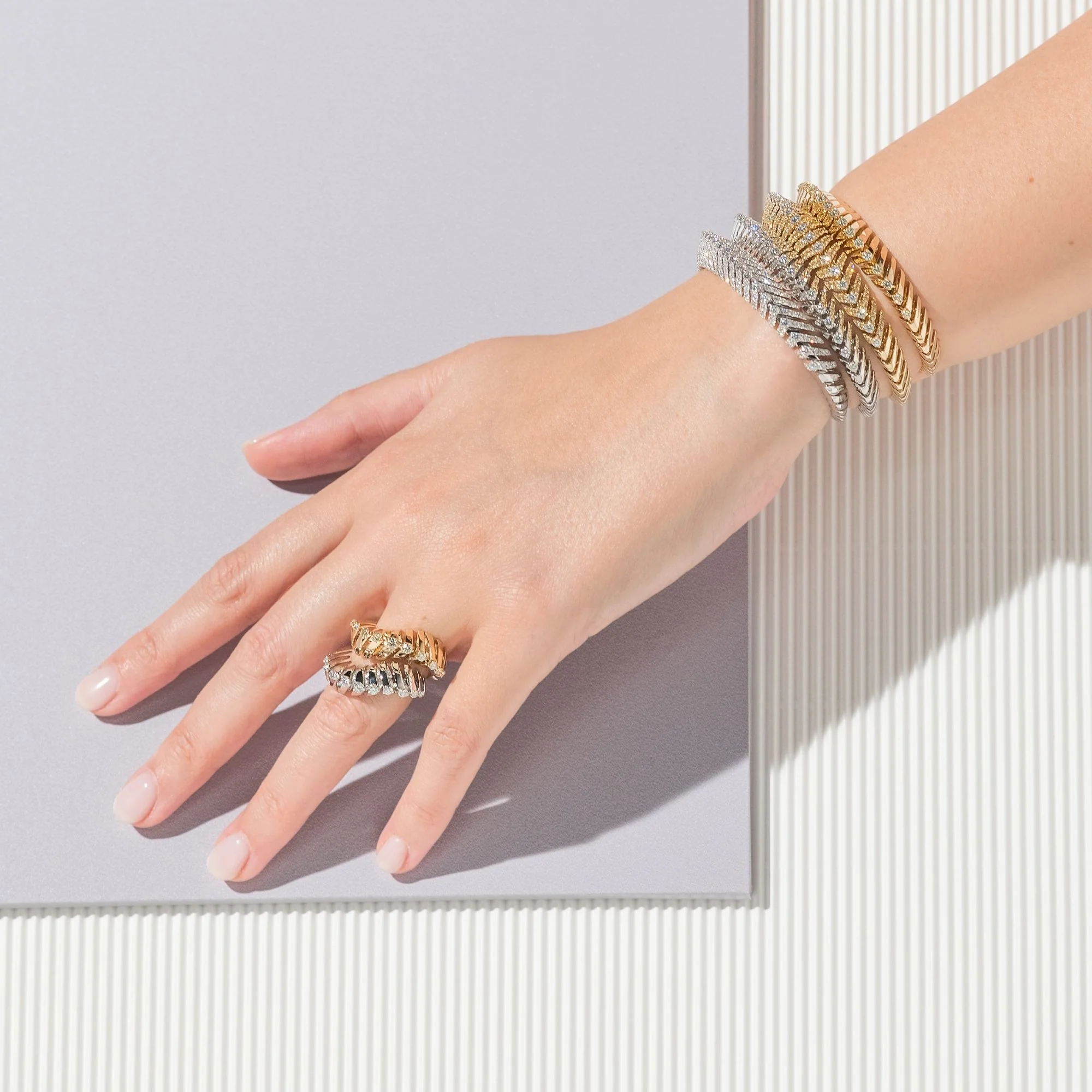 SOFFIO YELLOW GOLD RING - Image 4