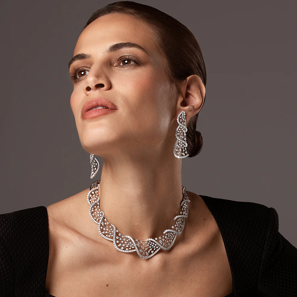 WHITE WONDERS ELICA DIAMONDS CHOKER - Image 4