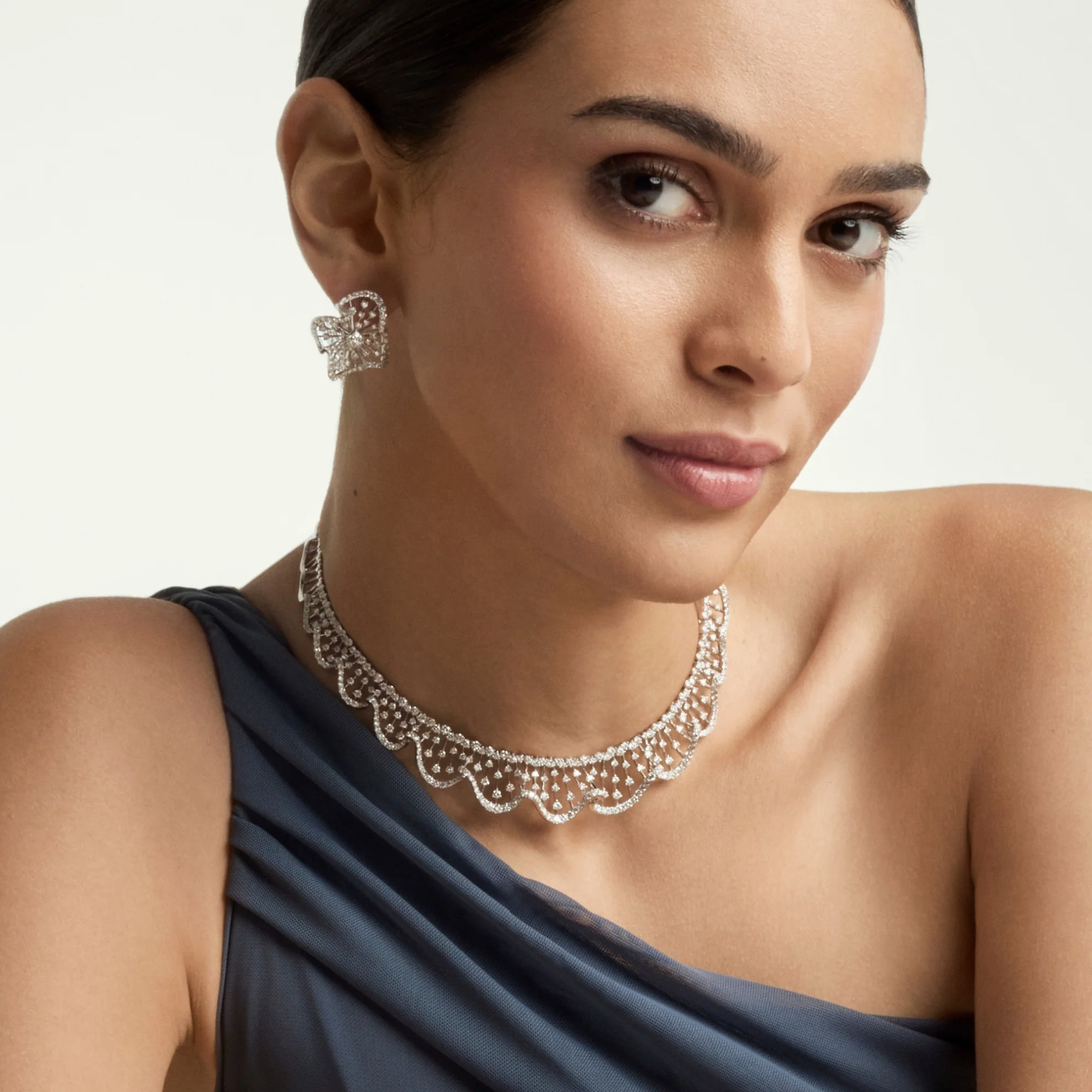 WHITE WONDERS PLISSÉ WHITE GOLD RING - Image 3